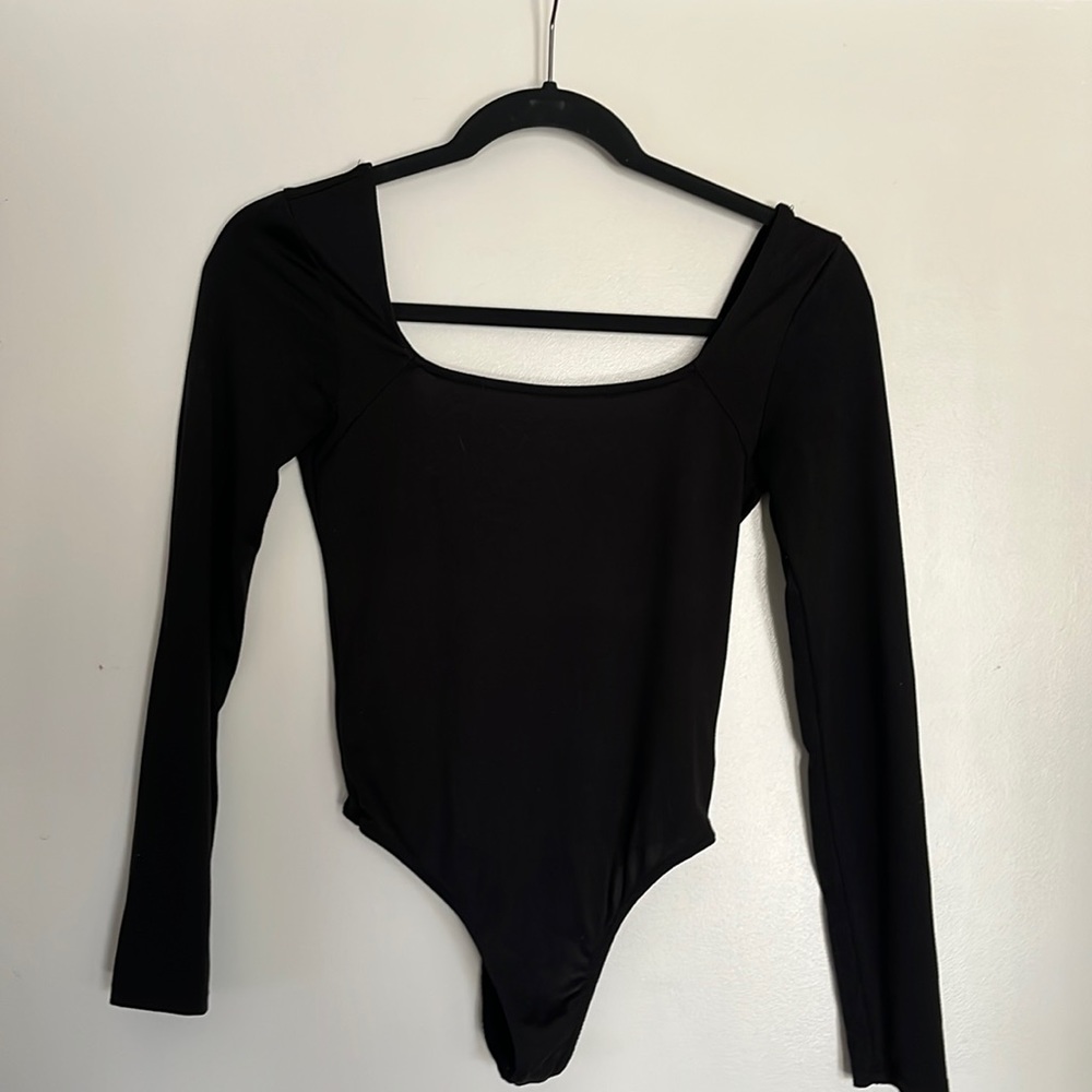 Long sleeve body suit